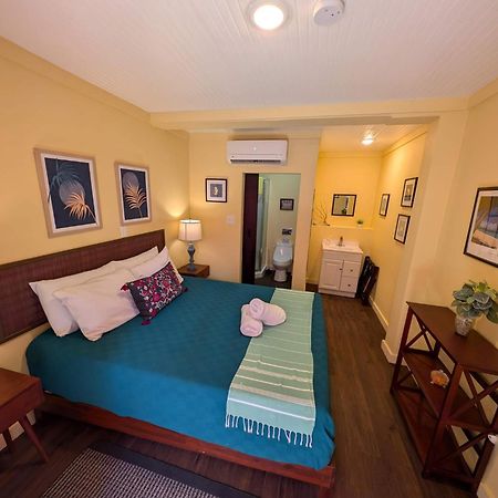 ויסקז Waterside Inn מראה חיצוני תמונה